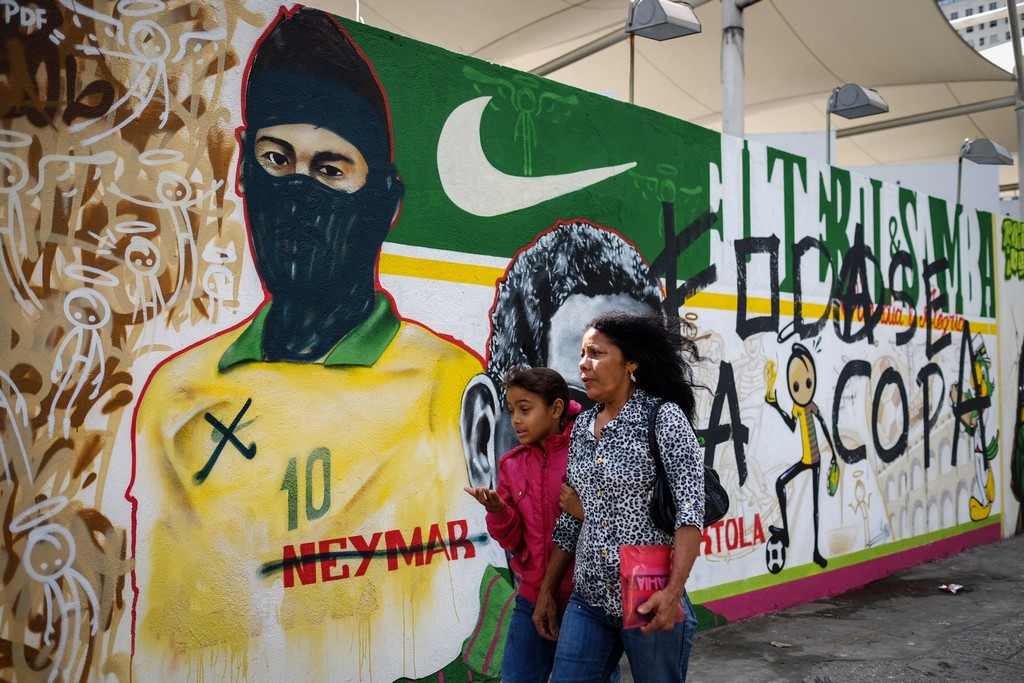 FBL-WC-2014-BRAZIL-PROTEST-GRAFFITI-NEYMAR