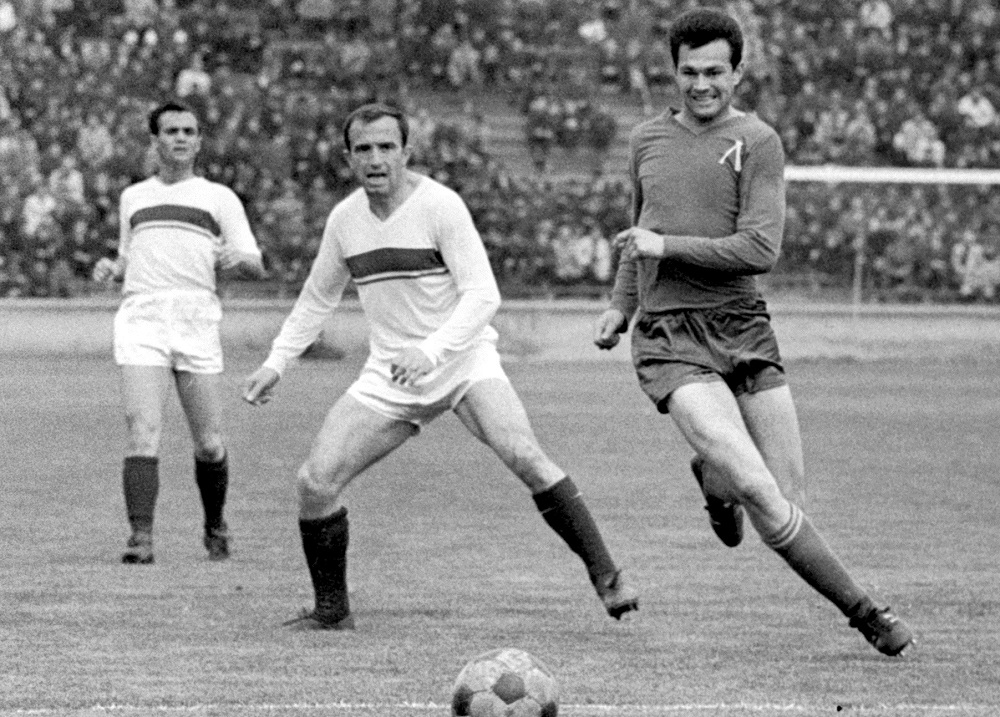 Asparuhov: il clamore e il&nbsp;silenzio