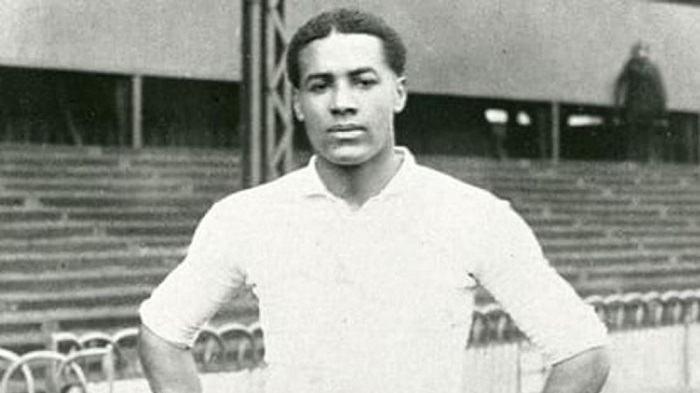 01.-Walter-Tull