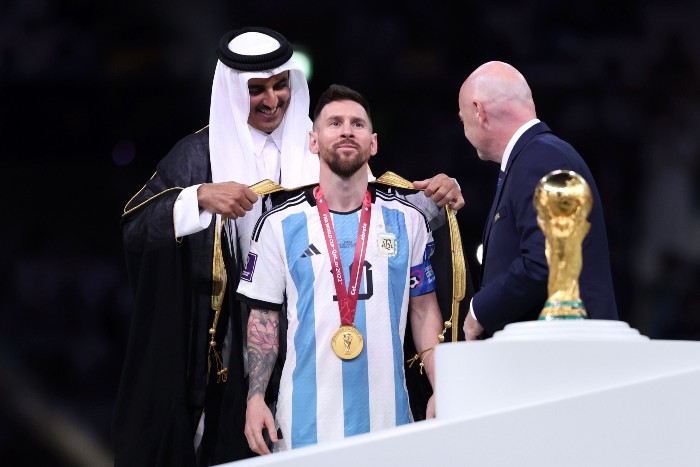 Messi Qatar 2022 bisht